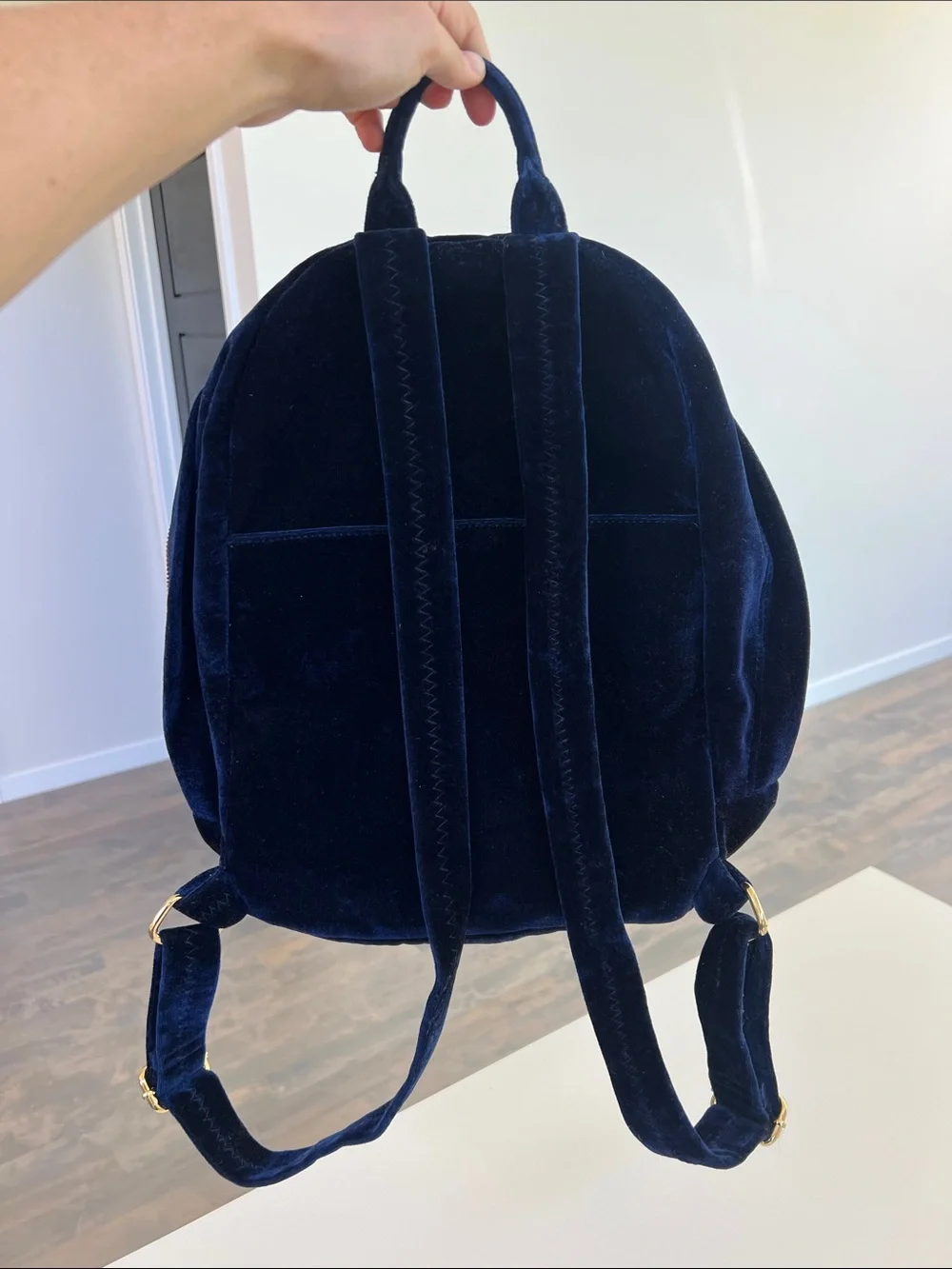 Aimee Kestenberg gently used
